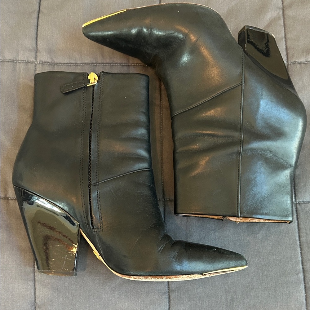 Tory Burch Black Leather Ankle Booties Women’s Size 8.5 Block Heel Zip